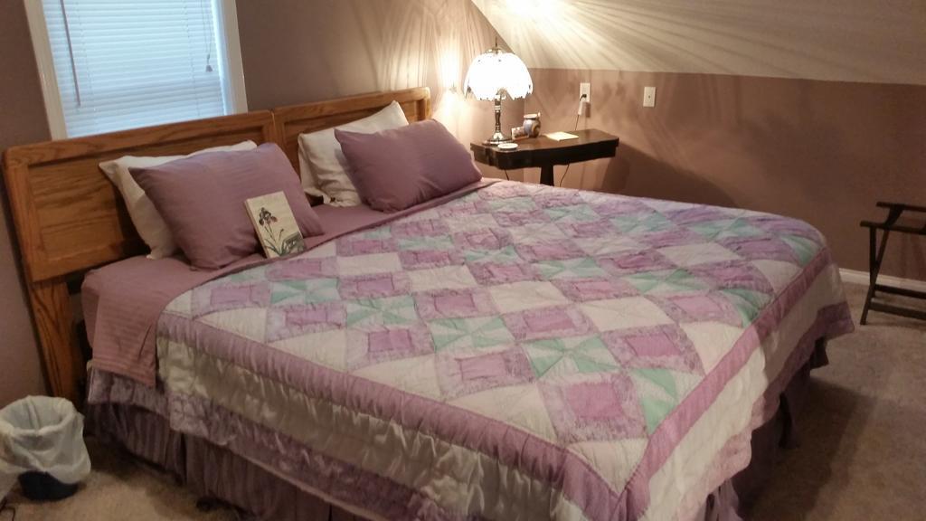 Hummingbird Guesthouse Port Alberni Ngoại thất bức ảnh